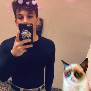 Meet your Posher, Marc